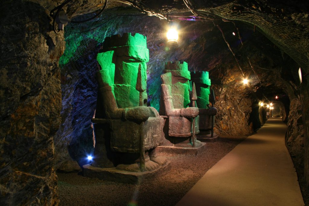 underground kingdom mikawa mu valley 3